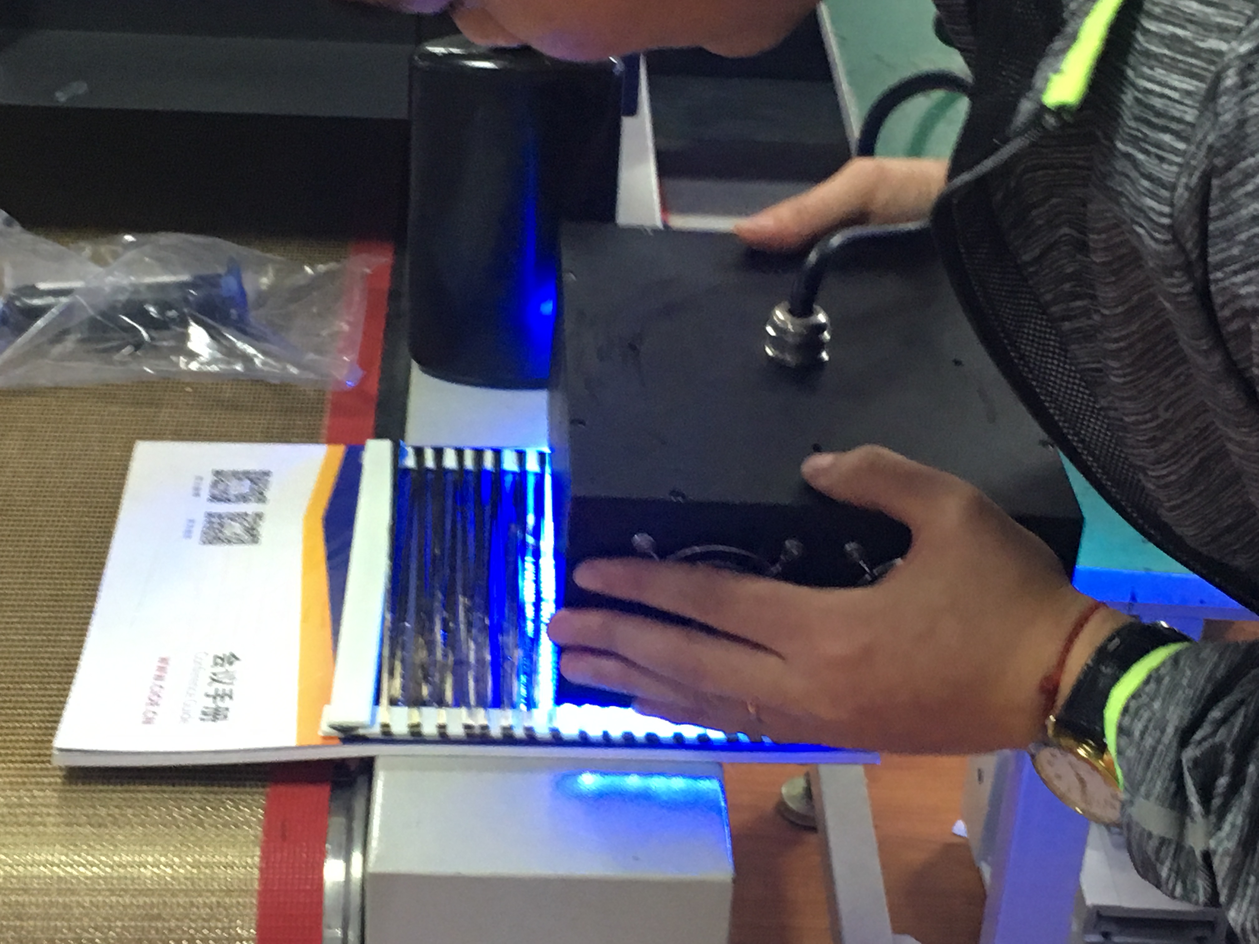 uvled固化.jpg uvled固化.jpg